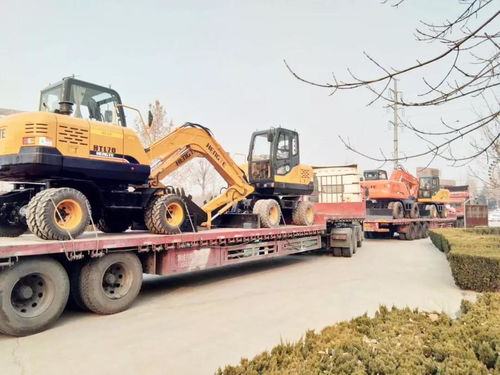 恒特挖掘機再發(fā)15臺微型挖掘機交付客戶