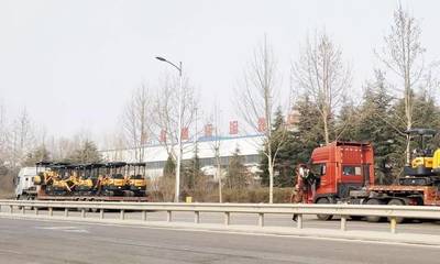 恒特挖掘機再發15臺微型挖掘機交付客戶，持續滿足市場需求